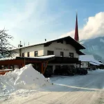 Traube Fogadó 2*