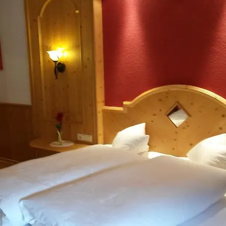 Traube Gasthof 2*