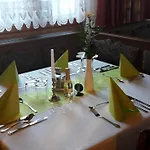 Traube Мини-отель 2*