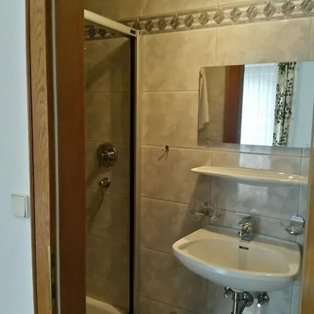 Traube イン Karres